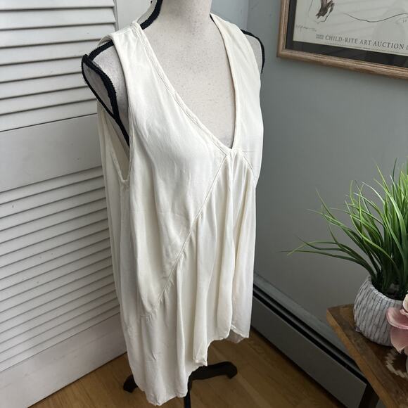 LEFT OF CENTER Tunic Womens Large Cream Sleeveless Asymmetric Flowy Lagenlook - Picture 4 of 8
